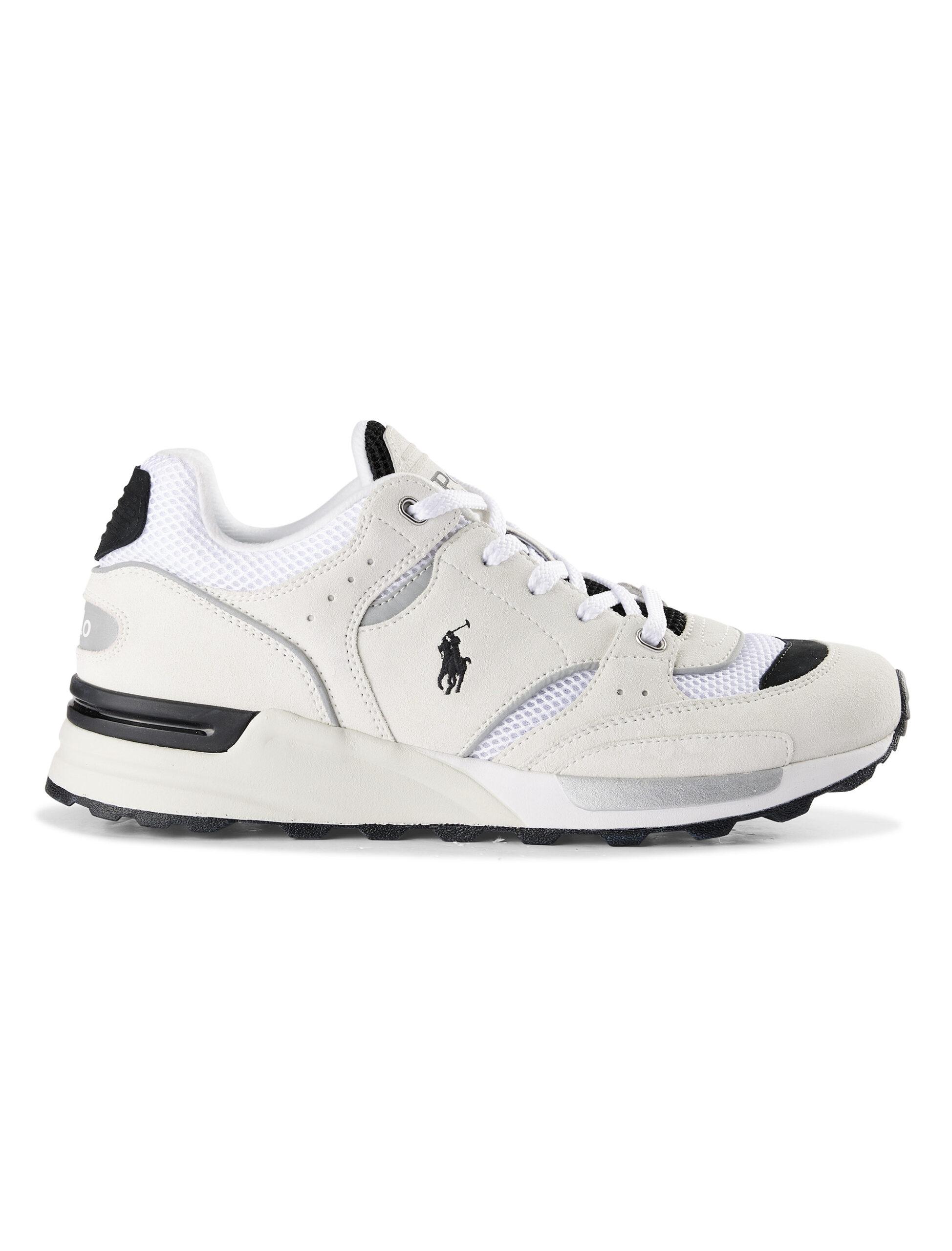 pF3247white